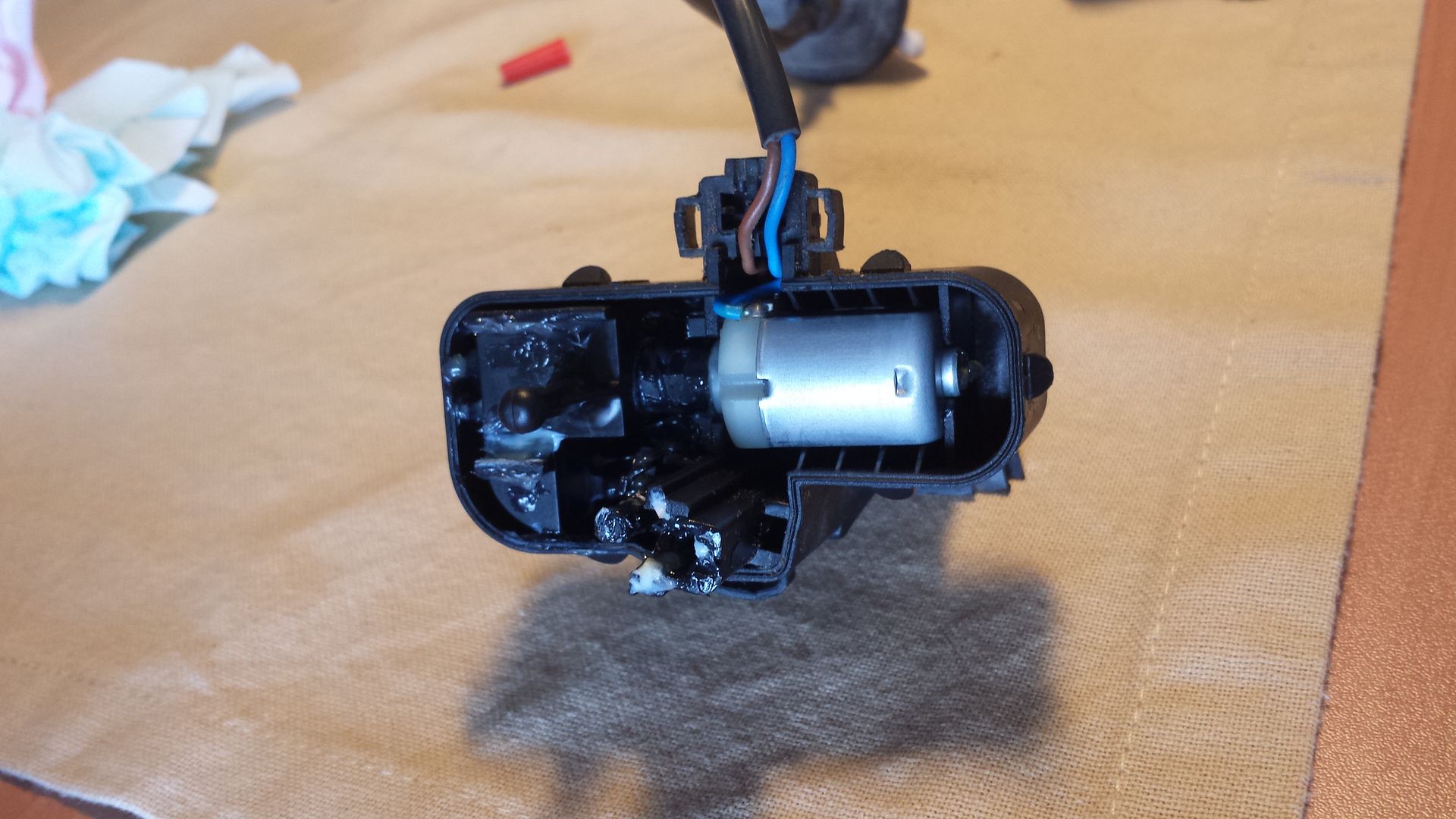 Stuck fuel filler cap VW Tiguan Forum